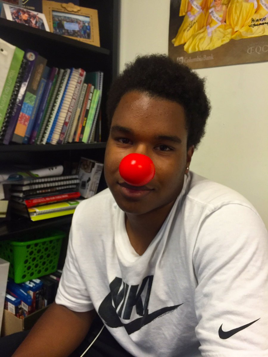TacRainingHOPE's tweet photo. #RedNoseDay #RNDBGC16 https://t.co/f6xW59DH09