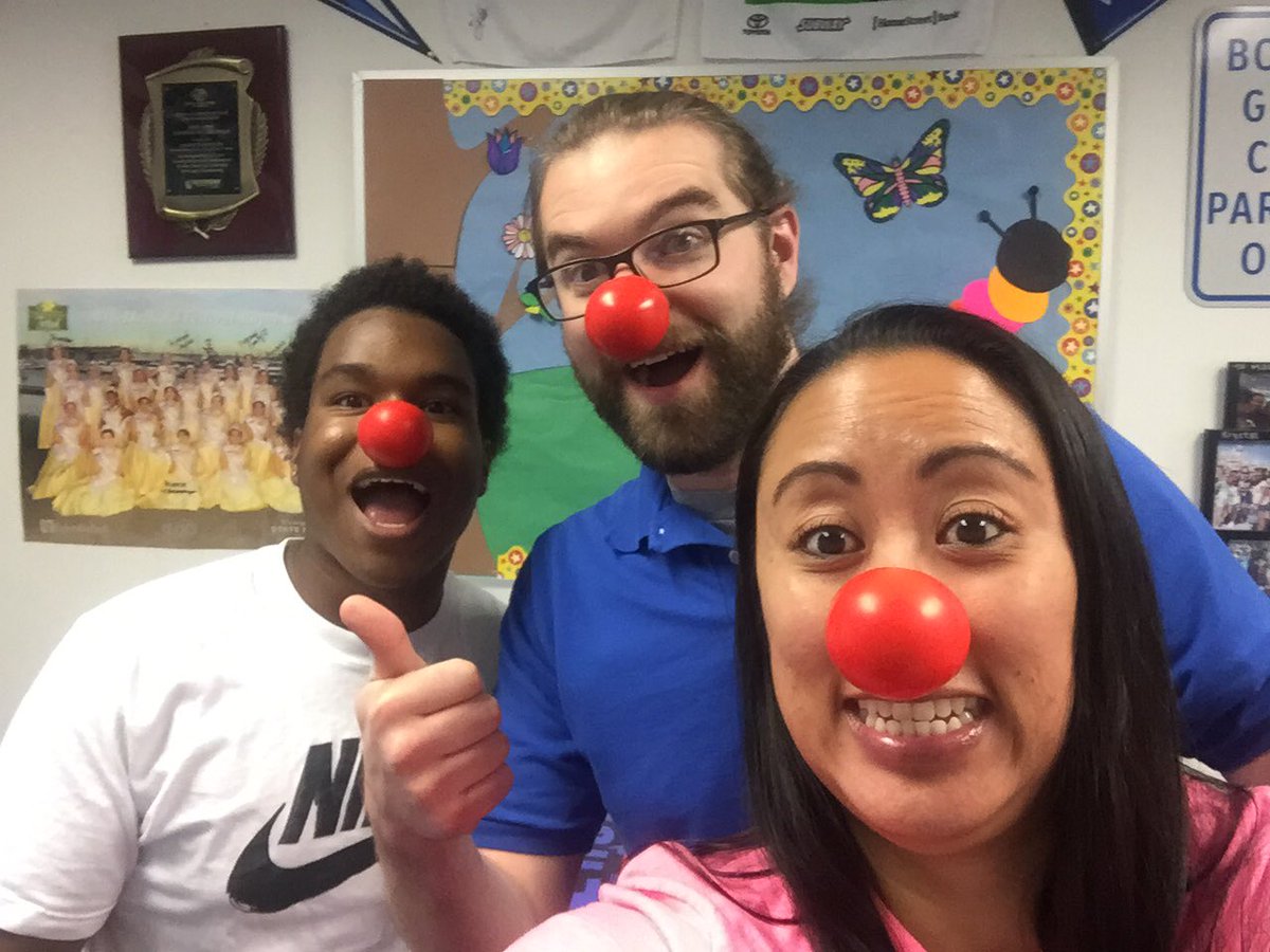 TacRainingHOPE's tweet photo. #RedNoseDay #RNDBGC16 https://t.co/f6xW59DH09