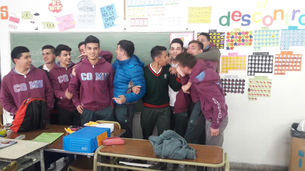 Promo16CA's tweet photo. Despues de varios intentos... salio bien https://t.co/eJp0fhIDVz