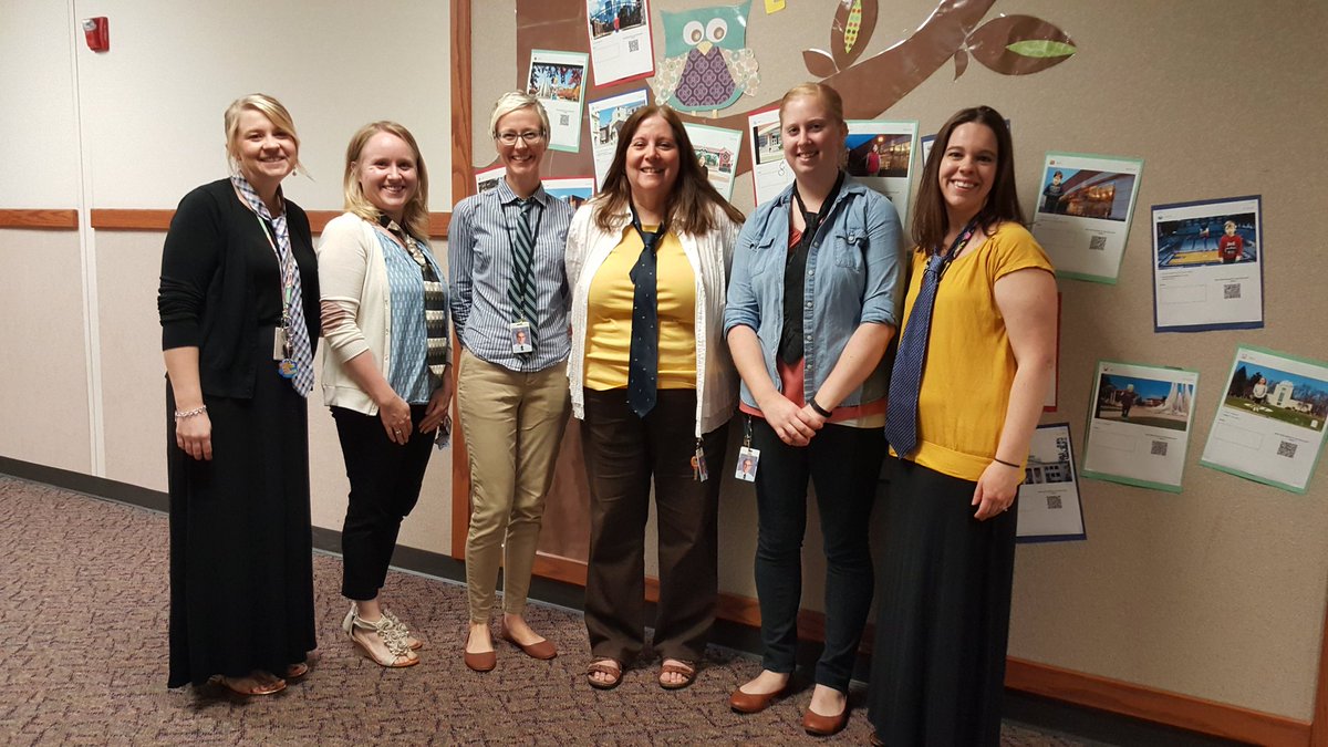 MrsTebbe's tweet photo. Dress like a teacher day...we dressed like Mr. Ecker! https://t.co/LnnlNZbJeq