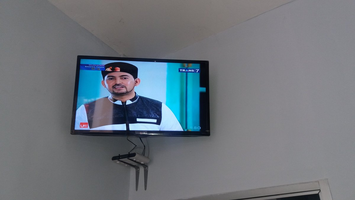 alhabsyiFans's tweet photo. Cermin kehidupan @ustad_alhabsyi @TRANS7 https://t.co/nNzAh7qGFg