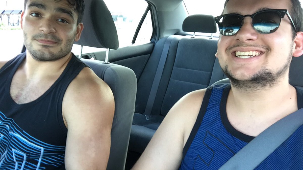 JdVrat10's tweet photo. My boy @Rascon_42 and I today #hesweak ๐ช๐ป https://t.co/8LnC57JpJZ