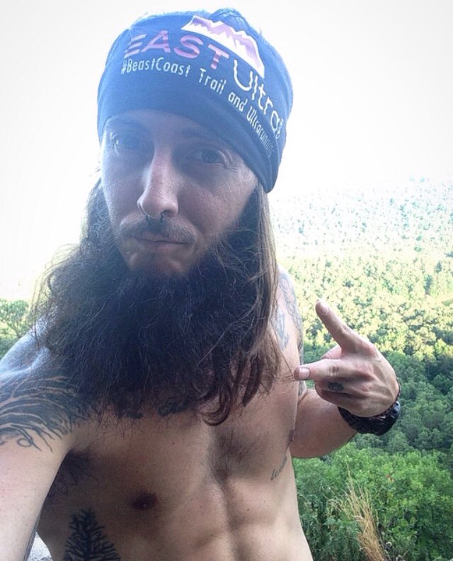 zeeger6's tweet photo. Ain't no party like a #beastcoast party! @EastUltra https://t.co/dvnlLiOyIt