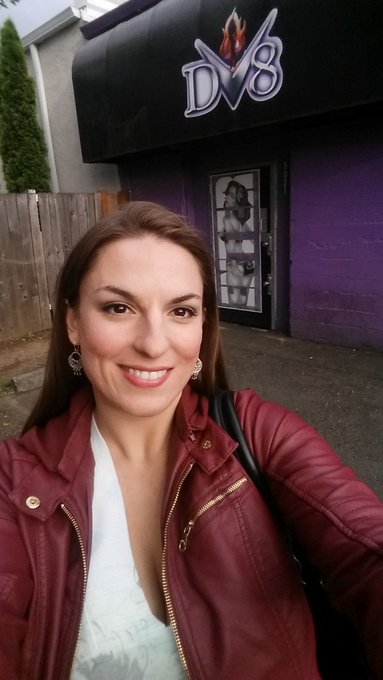 A little pleasure before business. Portland strip club. Wish I had company! #mallorysierra https://t<a href="/tag/mallorysierra"class="tags"><span>#mallorysierra</span></a>