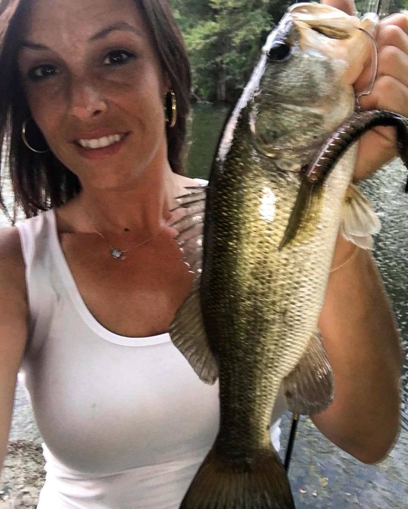 BassFishingRaul's tweet photo. via IG catchingfish_notfeelings - The perfect ending to a busy day! #Zoom #ZCraw #California420 #bassfishing https://t.co/n4ZY4LheyG