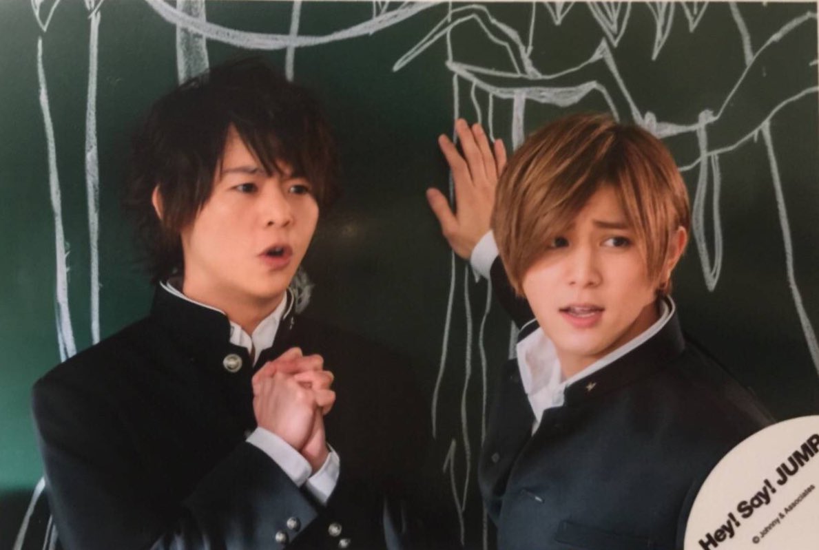 arym_0304's tweet photo. 壁 ド ン ということでよろしい？ https://t.co/8YSACcX6ib