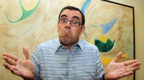 puchero344's tweet photo. Laureano Márquez, quien nació en Tenerife, España, dice que la partida de nacimiento venezolana de Maduro es falsa. https://t.co/TKqB5zYEHB