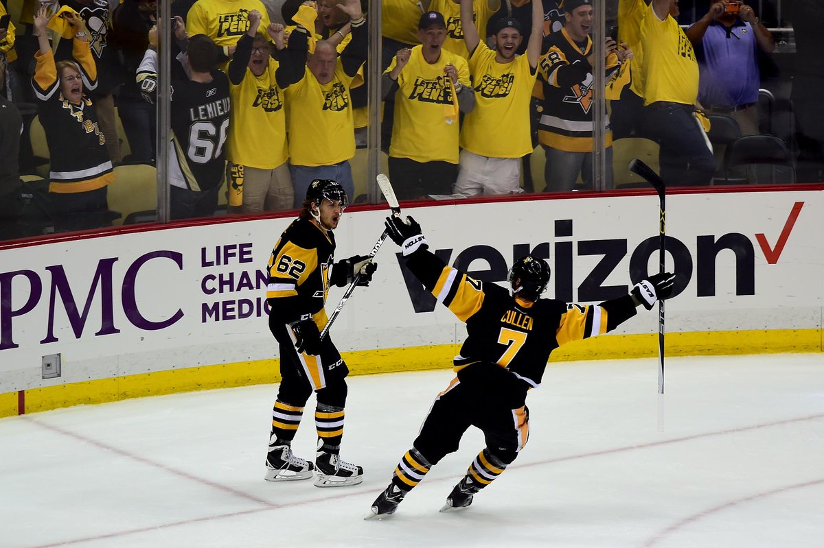 SportsCenter's tweet photo. Penguins had lost 4 straight home Game 7s before getting their 1st home Game 7 win since 1995 tonight. https://t.co/OIKdnlwmTP
