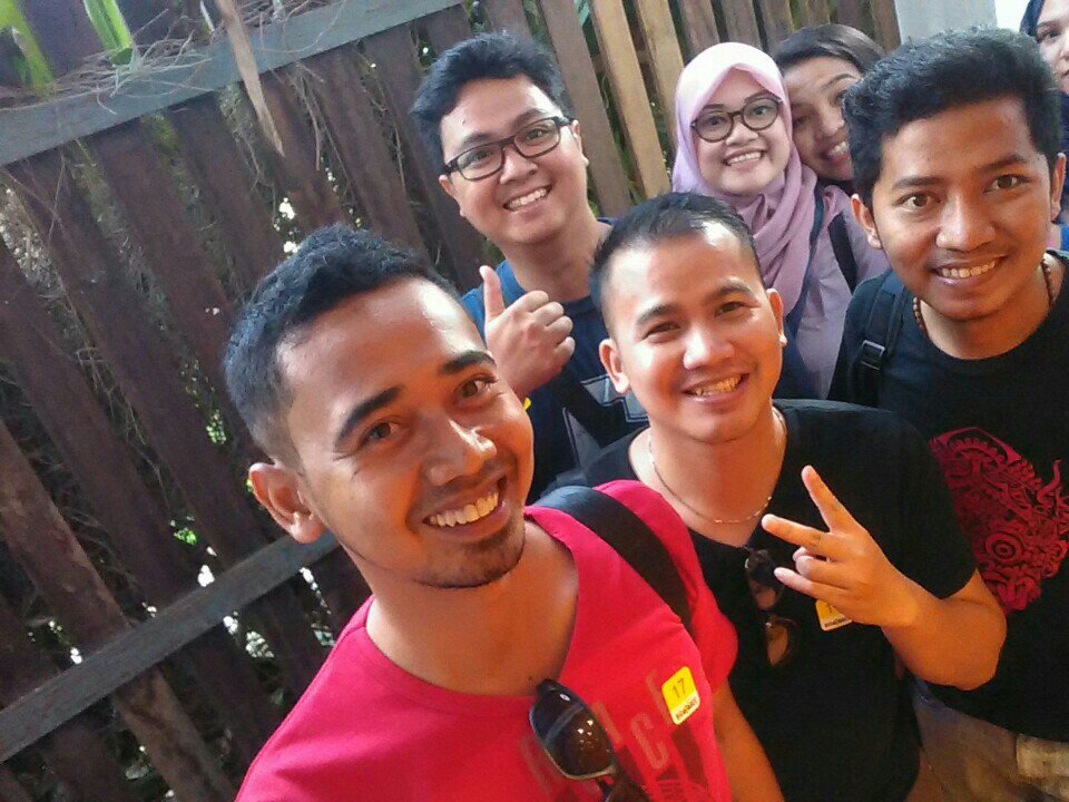 I'm at Big Bee Farm in Nong Pla Lai, Chon Buri swarmapp.com/c/5Kvi07j6Wup