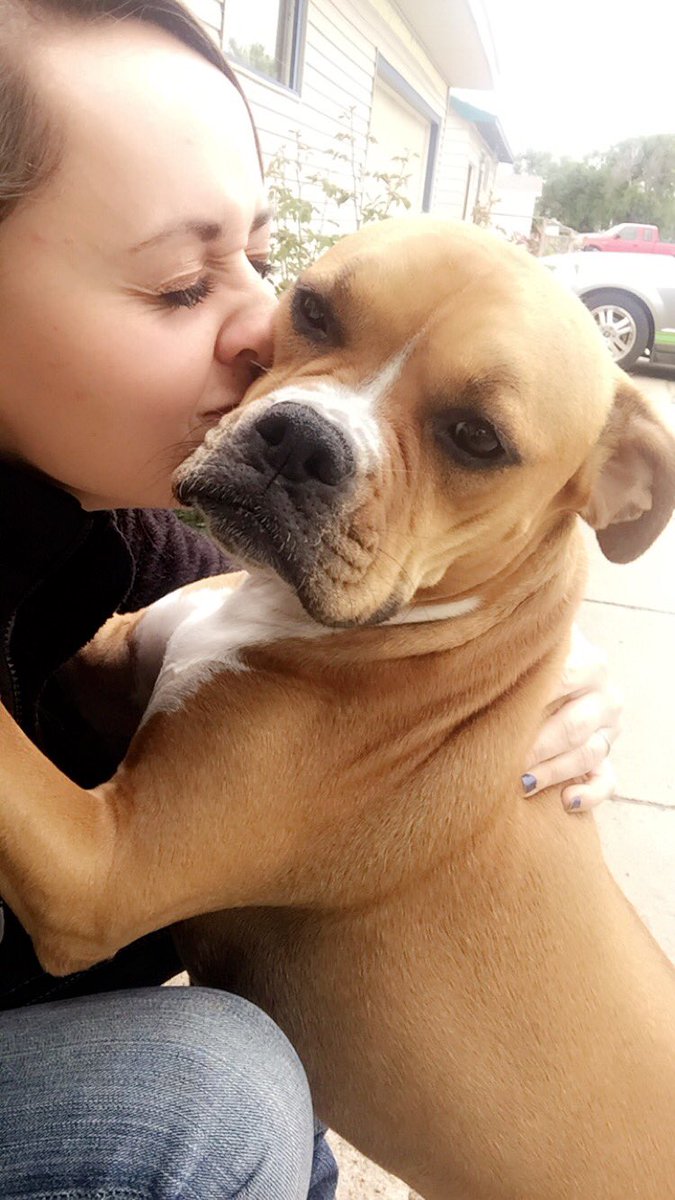 kamree_jo's tweet photo. I miss my bestfriend. https://t.co/bGZOrxbf5d