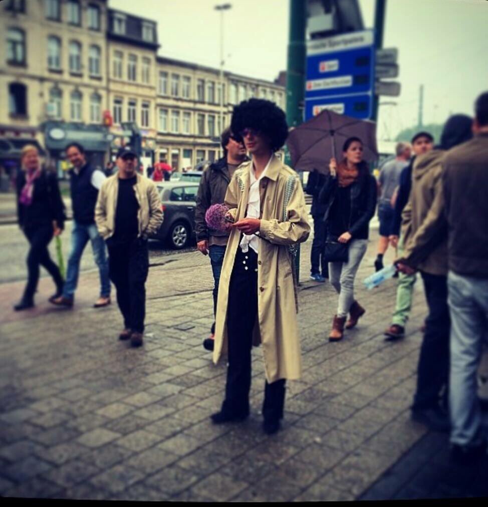 PrincePartyUK's tweet photo. 2 YEARS AGO TODAY #PRINCE &amp; #3RDEYEGIRL @sportpaleis #Belgium #PrinceArmy #PurpleArmy https://t.co/jomFPeTNJg