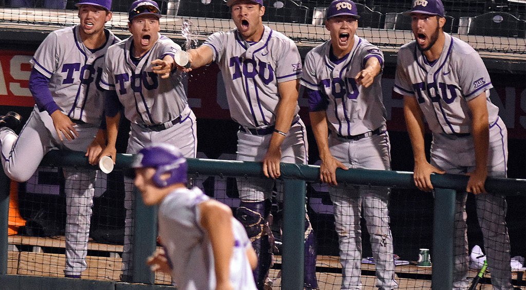 BTriegs14's tweet image. That game in one photo. Love this team