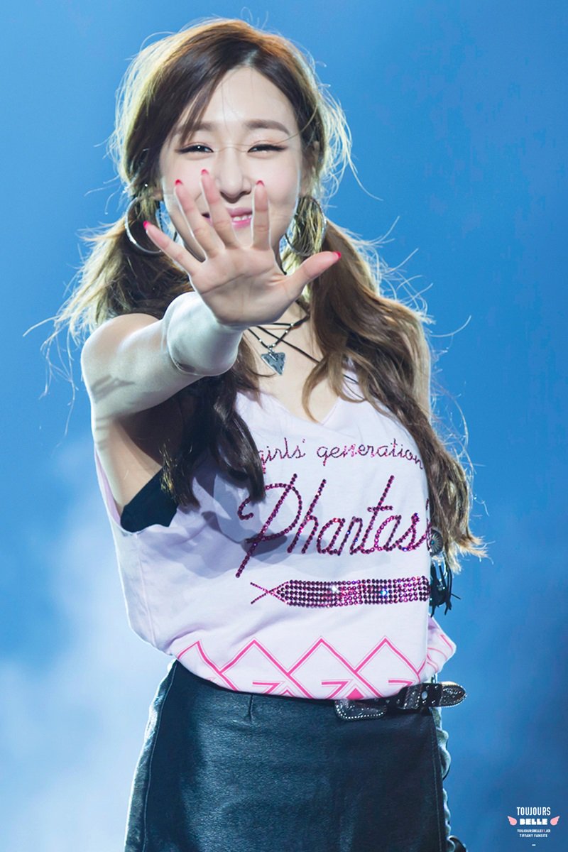 HwangBrasil's tweet photo. Tiffany Hwang | FOTOS | 27.05.16 | Tiffany na turnê 'Phantasía in Taipei'
HQ: https://t.co/ooRiK1FE6Z https://t.co/tMQ4hdrWKg