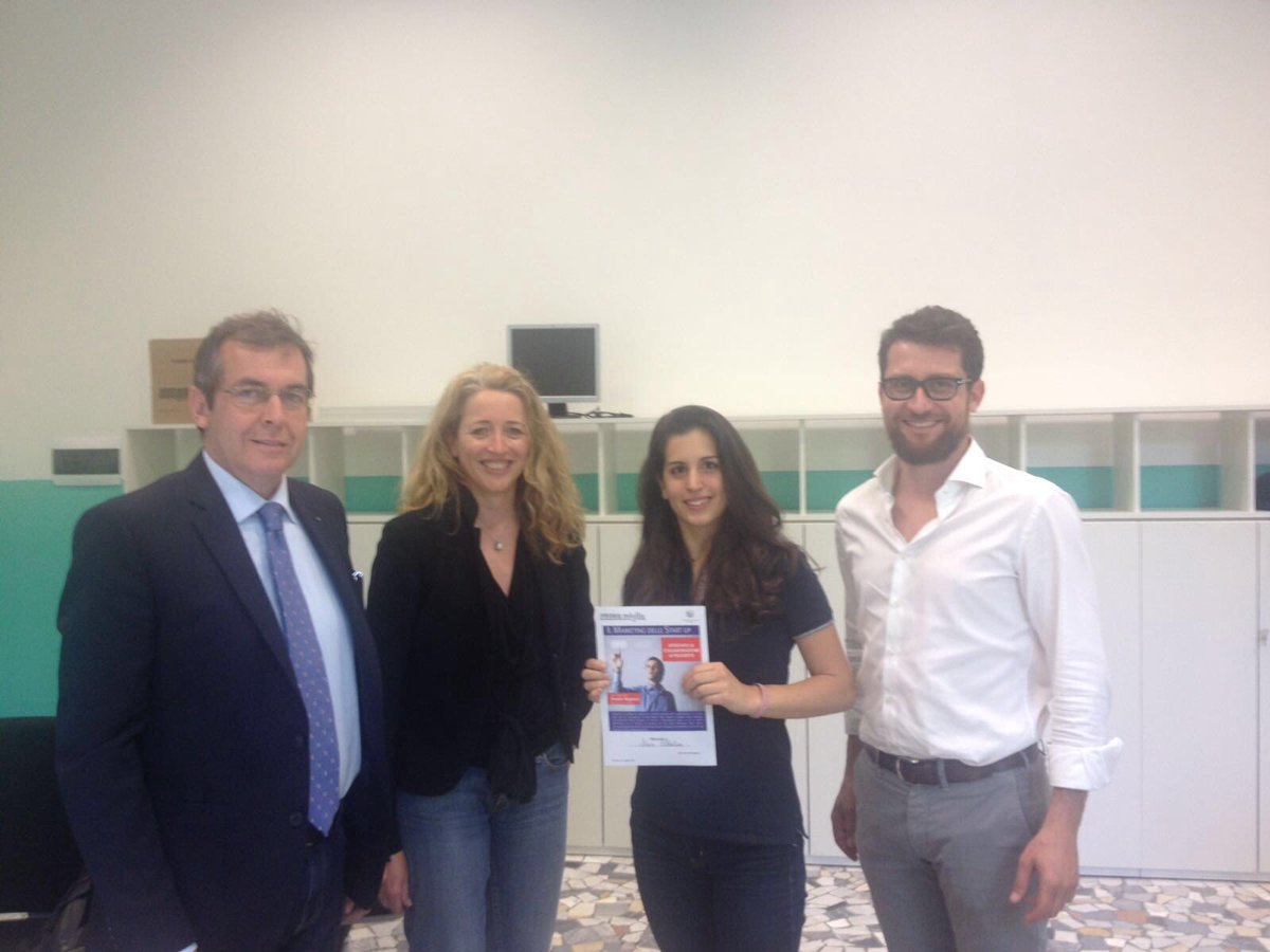 Premiamo gli #studenti di #economia #univi per il piano market in fatto per le nostre #startup #vicenza