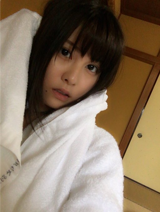 髪の毛を吹いてるシーンが盛れると聞いて。 https://t.co/LNuA4KWN0q<a href="/tag/%E3%81%9D%E3%82%8D%E3%81%9D%E3%82%8D%E6%80%92%E3%82%89%E3%82%8C%E3%82%8B%E3%82%84%E3%81%A4"class="tags"><span>#そろそろ怒られるやつ</span></a>