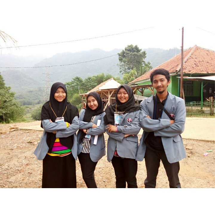 Ini dia pengawas kece yg sdg bertugas dlm acara UCIMAS 2016. Lokasi: di Desa Kertamanah Kec. Sukasari, Purwakarta