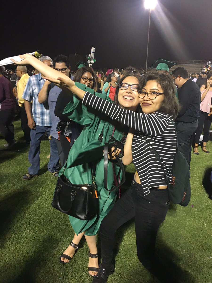 peachwinks's tweet photo. hi I came back to post some pictures because I graduated high school today!!!! https://t.co/AO7N2HgTdi
