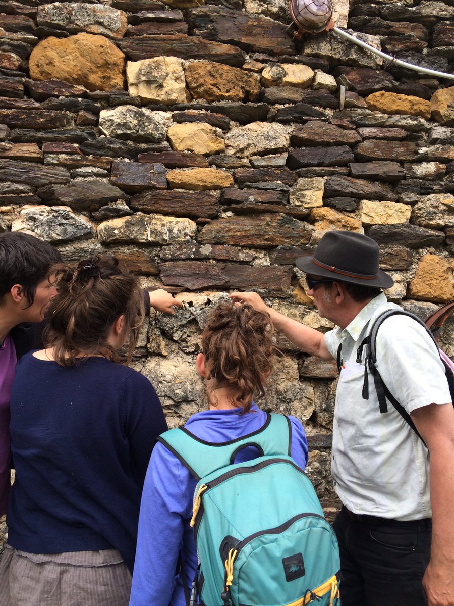 ManonPierrel's tweet photo. Formation Découverte géologique en Lozère pour les adh du RéeL48, avec Luc des Ecologistes de l'Euziere. Succès! https://t.co/DFSwKu5frm
