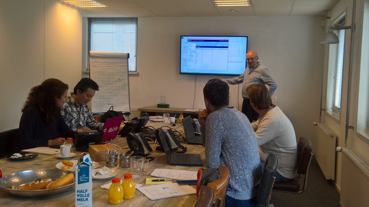 callhosted's tweet image. Cloud &amp;amp; Clear trainingen in volle gang! callhosted.nl