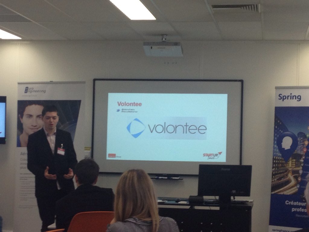 EricTIXADOR's tweet photo. [#Live #AdeccoStartUpTour] #Toulouse: #Pitch de la #startup @BeAVolontee #etudiantsentrepreneurs #UT3 #ToulouseBS https://t.co/TQD00hfMl0