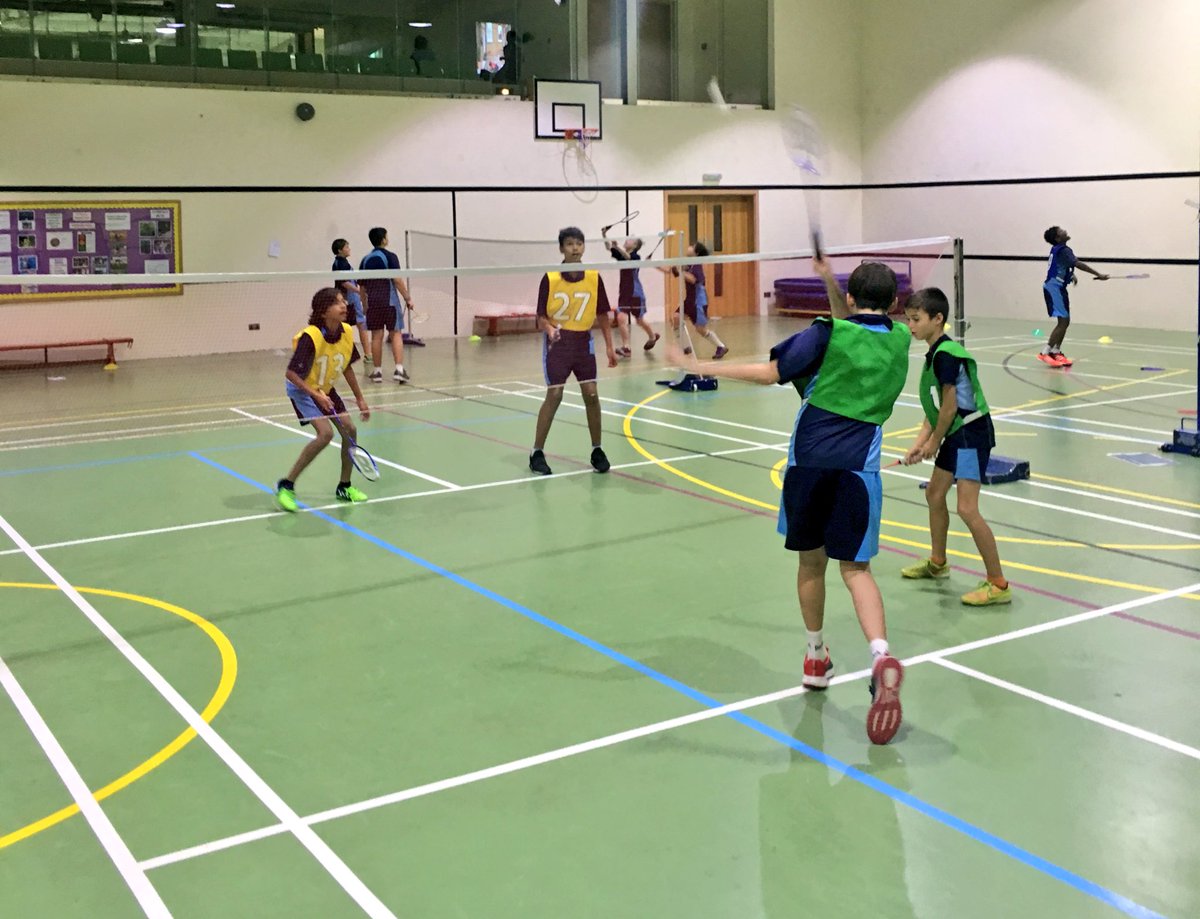 mrmozely's tweet photo. Yr8 Call of Duty #badminton Brilliant #engagement - thanks for the resource @PE4Learning who deserves the credit? https://t.co/afl3TQLiB6