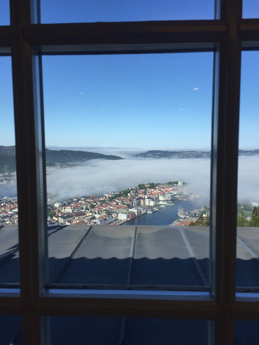 Mount Fløyen - from our office this morning! #kun6minunna do not miss Bergen this summer <a href="/visitBergen/">visitBergen</a> <a href="/visitnorway/">Visit Norway</a>