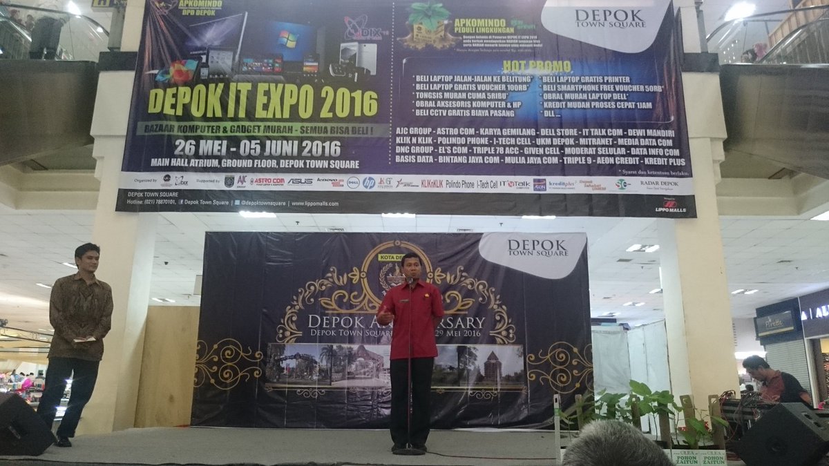 Kadiskominfo Kota Depok Bpk. Fitriawan memberikan kata sambutan pada Dix2016 <a href="/fitriawansumadi/">fitriawan</a> <a href="/diskominfodepok/">dinas kominfo depok</a>