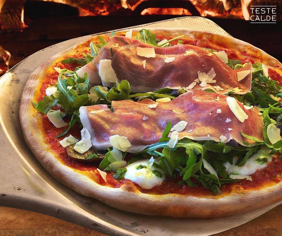 testecalde's tweet image. Pronti per un wekeend a base di #pizza, amore e fantasia? Le #testecalde ti aspettano! #Rutigliano