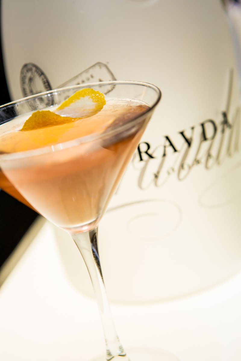 Fridays served in style #pravdavodka