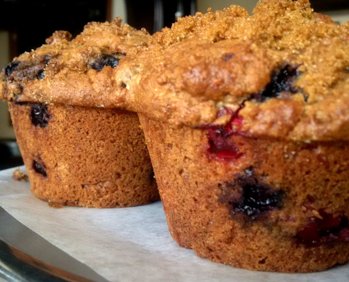 HicksCafe1's tweet photo. Why would u settle for just any muffin..when u can have the best? #perthcountyfoods #muffin #hickshouse #mitchell https://t.co/hKeQxOWpPO