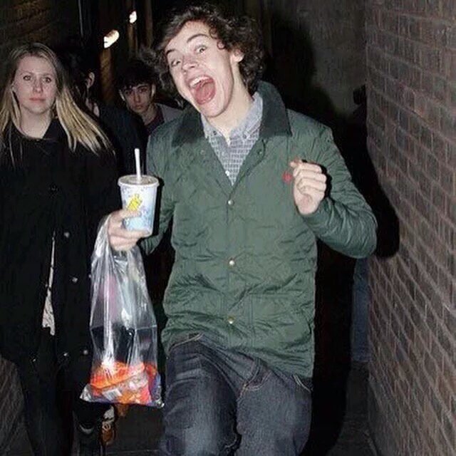 itslwtcamz's tweet photo. Fetus Harry still makes me laugh 

#ChoiceMusicGroup is @onedirection 

https://t.co/6wLcvGdv6V
