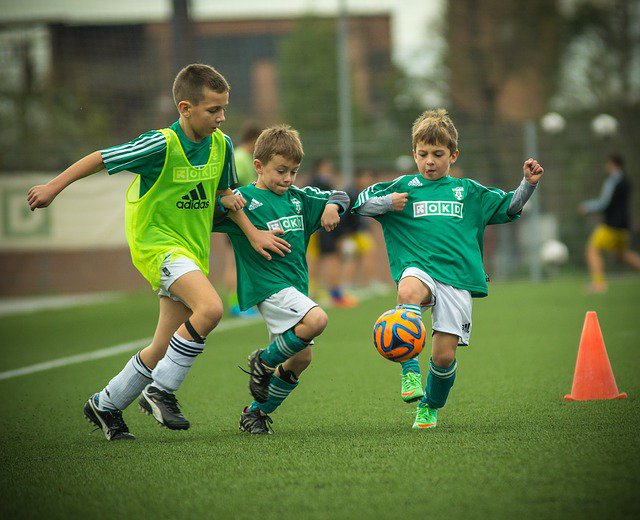 Inscrivez vite vos enfants au tournoi de #foot enfant du #DecathlonVillage de #Caen bit.ly/1N3GLkF