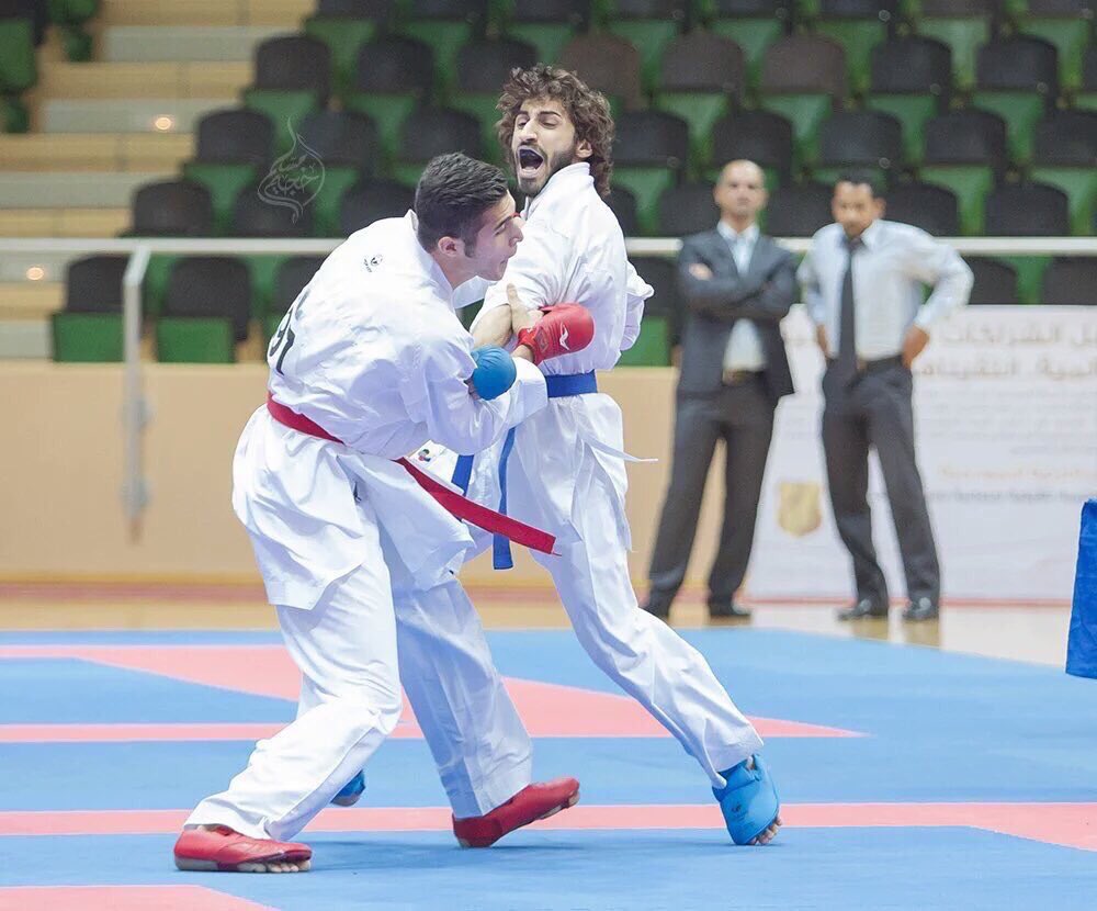 khaledalqadii's tweet photo. رفض الايراني يصافح البطل عماد المالكي فـ كان الرد ان حقق الذهبيه على ظهره بعد ما مردغه وتوطا في بطنه :) https://t.co/tyvCYo7iRs