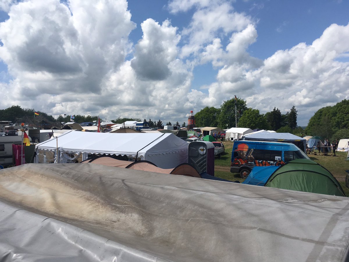 Kalden57's tweet photo. #24hNurburgring #AdenauerForst #Party https://t.co/7RbymSJ6T2