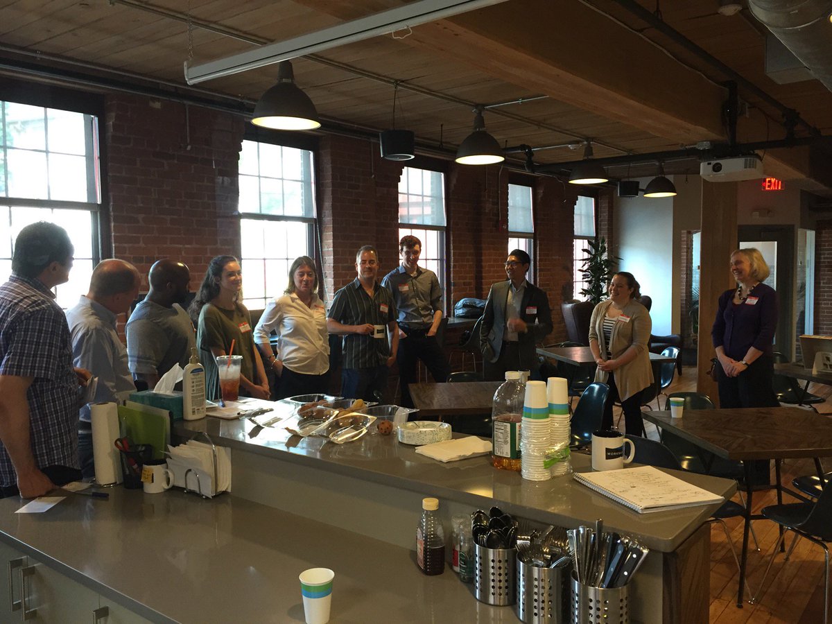BobbieC's tweet photo. Woot! Great group this morning at Innovation Breakfast - #innob - thanks @workbar #Arlington https://t.co/ZmOj9e2IVs https://t.co/JJP5rVTZr7