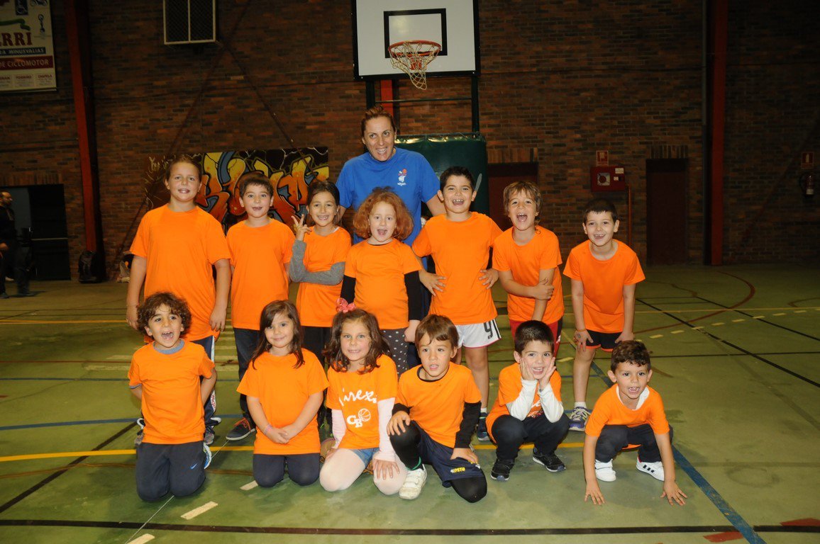 Mucha diversión les espera este sábado a los babys Mallón-Airexa en Navia. airexa.es/los-babys-del-…