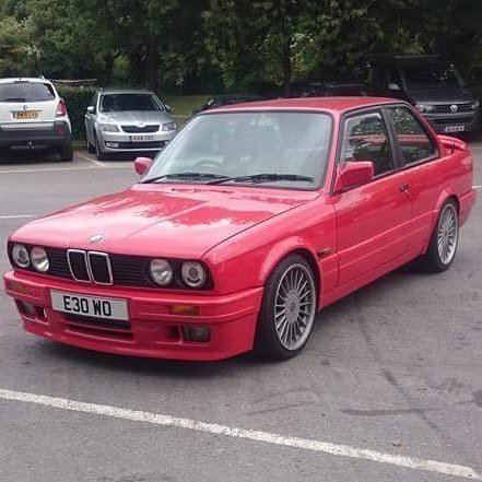slammedbimmers's tweet photo. #RetroBeemers pre 95 meet, at #RykasCafe Owner: @ricky_joyryder #BMW #E30 #E30life #E30owners #slammedretros #slamm… https://t.co/UVM2B2qmQv