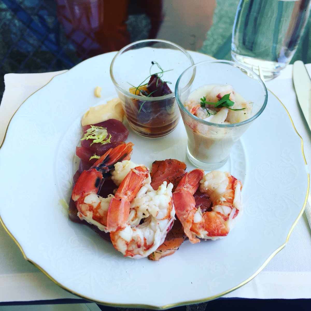 chef_benedict's tweet photo. Seafood first at The brunch https://t.co/o6Ap2n5dH0