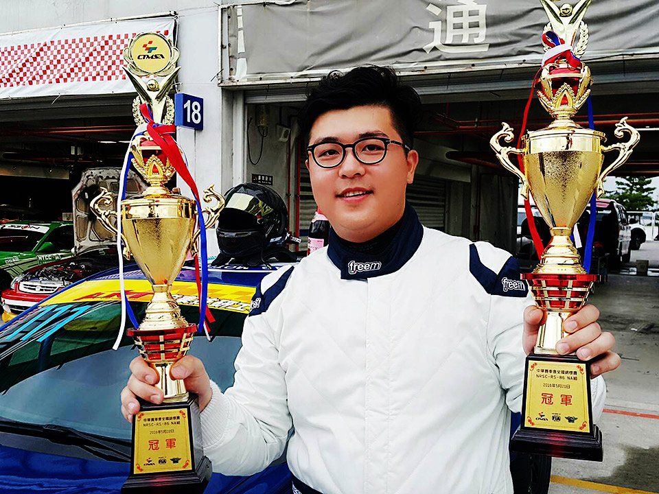 ATRT2012's tweet photo. 2016.05.22 CTMSA NRSC(NATIONAL ROAD-SPORT CHALLENGE) 86 Cup (NA/Turbo) Round1 Race2  @Penbay
https://t.co/NKEVsYOMm1 https://t.co/0SPRn75tq1