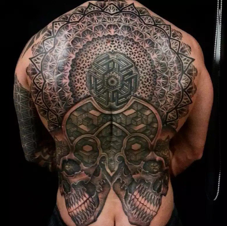 zoso418's tweet image. Reminds me of #LadyFreidaHarris #Crowley #ThothDeck #Tarot #ROTA #AceOfDisks