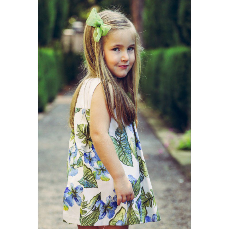 El_Viejo_Tren's tweet photo. Vestido de flores de @ElisaMenuts https://t.co/9GqAFpVQN1 Ideal para cualquier evento!
#ModaGijón #ModaInfantil https://t.co/eRUVRNVCUC