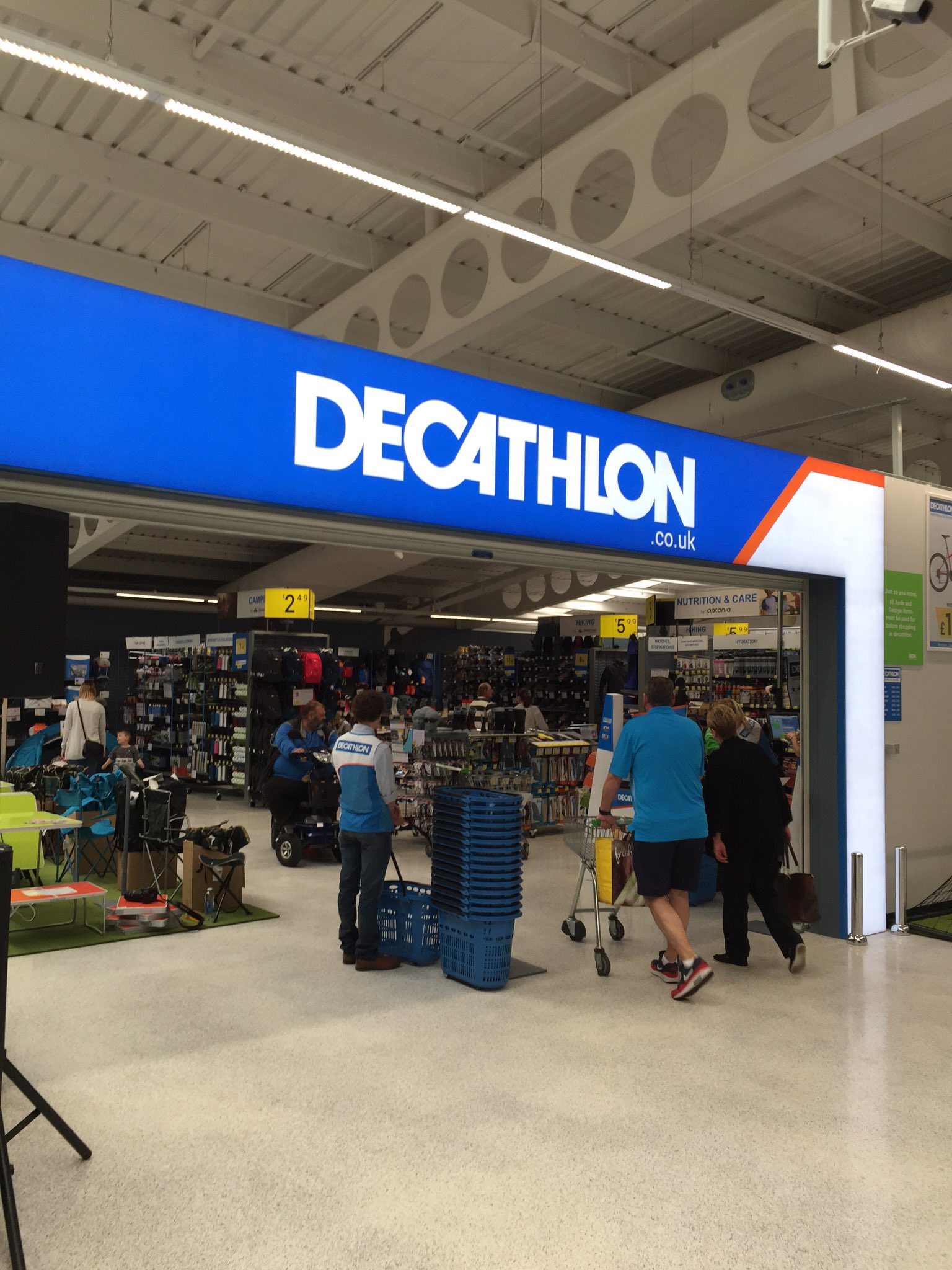 Decathlon UK on X: Well Done! Decathlon Tamworth is now OPEN