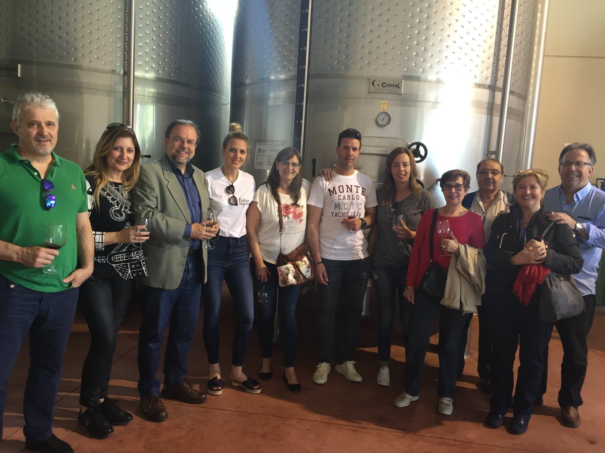 BdsDelSenorio's tweet photo. Estos días a Bodegas del Señorío visitaron alrededor de 200 personas de diferentes ciudades y provincias de España. https://t.co/mHiO5RUhXV