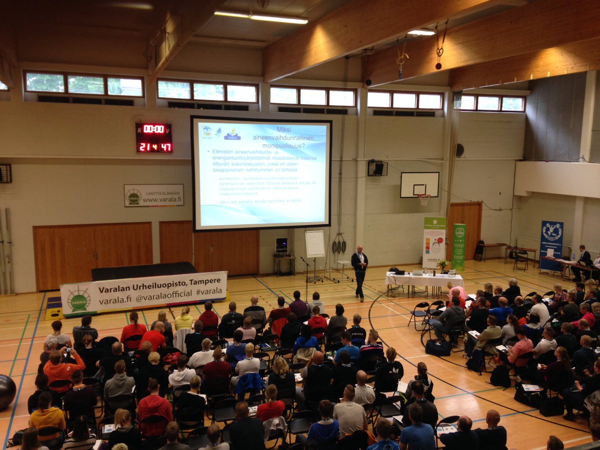 InnoSport's tweet photo. Voimaharjoittelu seminaarissa @varalaofficial #varala #varalanurheiluopisto https://t.co/LVNWuqTNld
