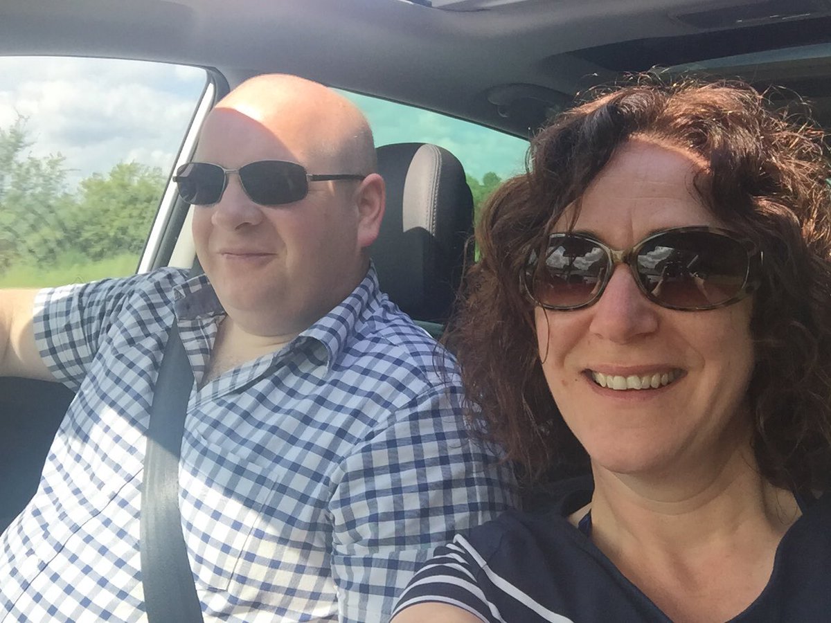 claremfriel's tweet photo. #happy #sunny #dateday #roadtrip #CrokePark #BruceSpringsteen #ticketwin from @balcastimber https://t.co/FnL9y14Nz2
