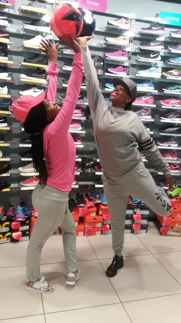bioshlla's tweet photo. @TotalsportsSA #FitOnFriday #TsKlerksdorp #TeamPertunia https://t.co/ZuwLEarXgj