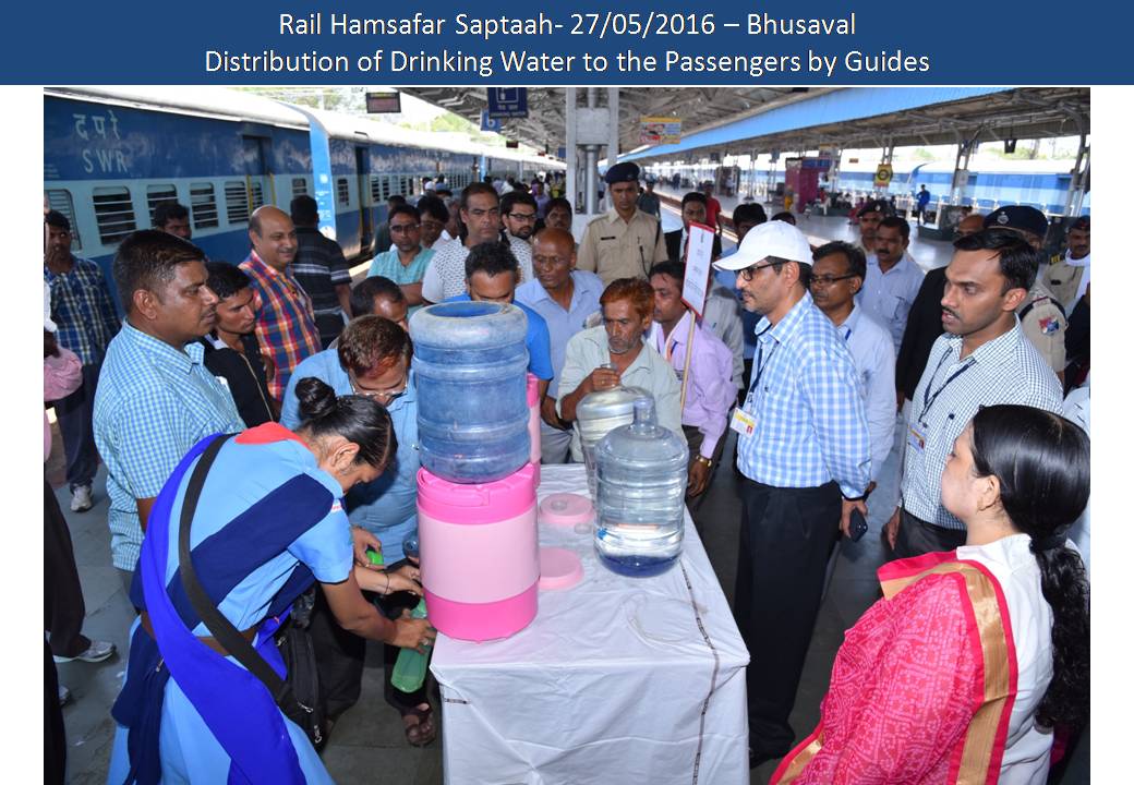 BhusavalDivn's tweet photo. Rail Hamsafar Saptaah- Satkar Diwas-27/052016 https://t.co/cSmgiRYrGq