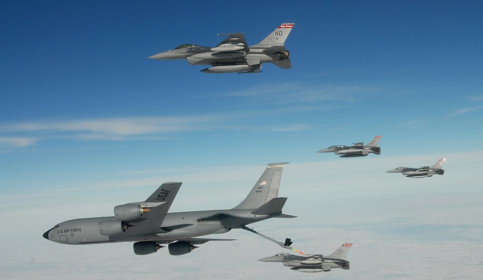 Falcon (@f16_img_bot) on Twitter photo 