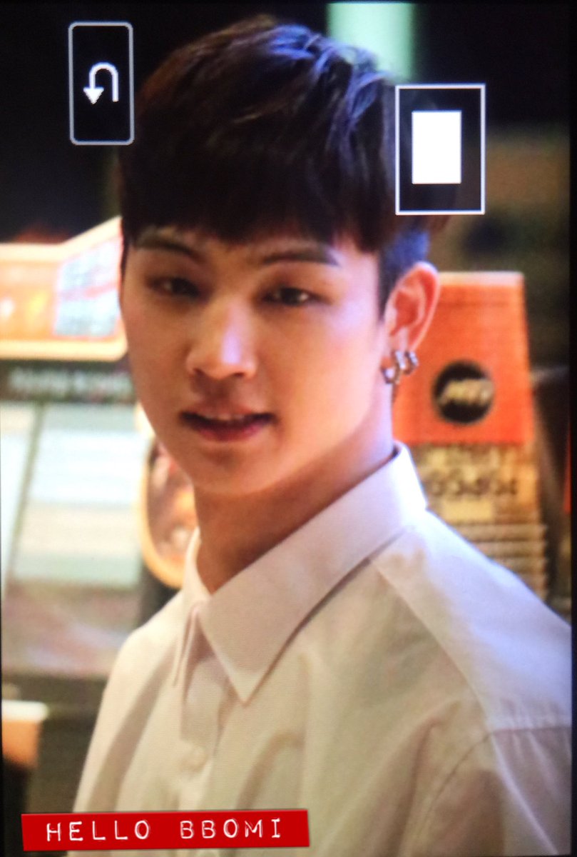 GOT7jaebeomMY's tweet photo. 160527 #GOT7 #갓세븐 #CGV #미소지기 #갓세븐콤보 #GOT7combo
#jb #jaebum
☆Hellobbomi https://t.co/FijZBXXmCl