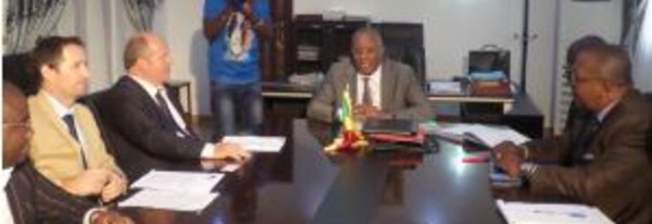 etudiantcongo's tweet photo. Coopération : l’AFD prête à aider le Congo dans le domaine de l’enseignement technique... https://t.co/MgI2oxzEhV https://t.co/Soi4zRIIAj
